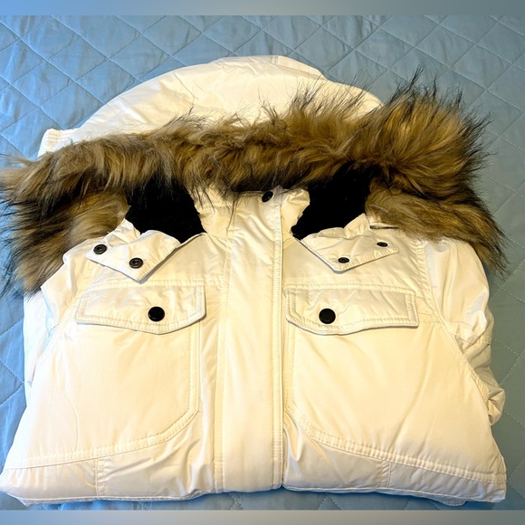 Madden Gilr Jackets & Coats, Faux- Fur Hood Long Parka Coat White, size S. - Picture 5 of 7